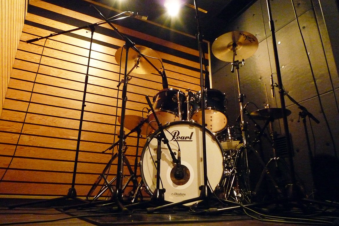 スタジオペンタ立川 II : ドラム・ブース